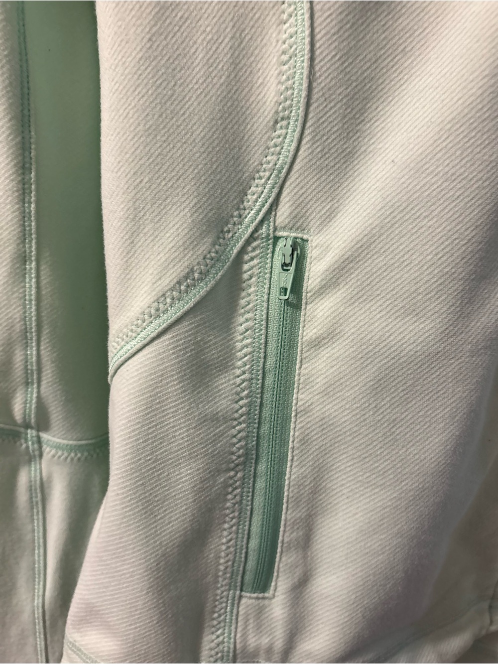 Lululemon Forme Jacket - Picture 5 of 13
